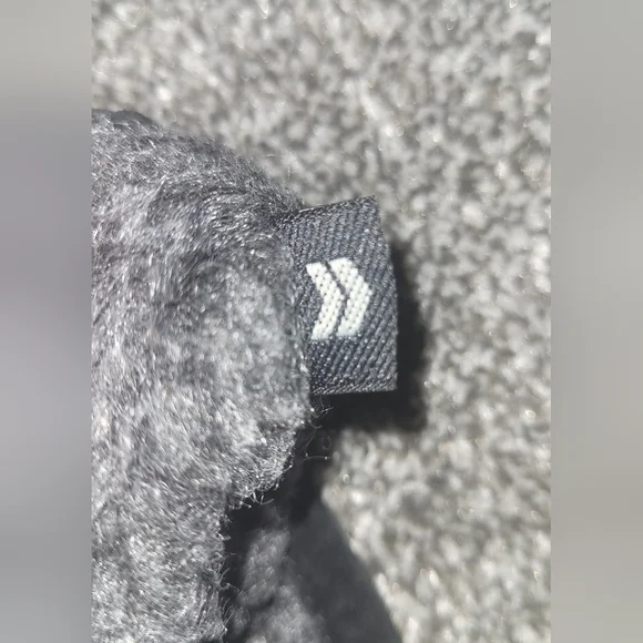 NWOT Womens Black Suede Leather Gloves With Velcro at Wrist. Size Large - Picture 3 of 4